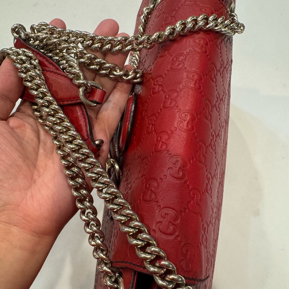 Authentic Gucci Emily Guccisima chained shoulder bag - Picture 11 of 15